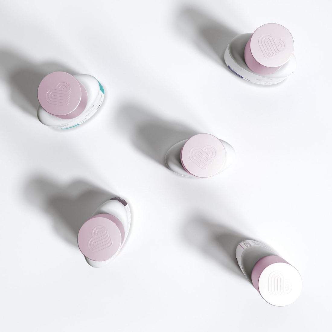 Which Adhesive Should You Choose for Lash Extensions?